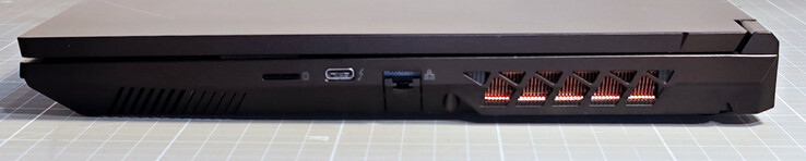 lettore di schede microSD, Thunderbolt 4/USB4.0 Gen 3x1 con DisplayPort, RJ45 Gigabit LAN