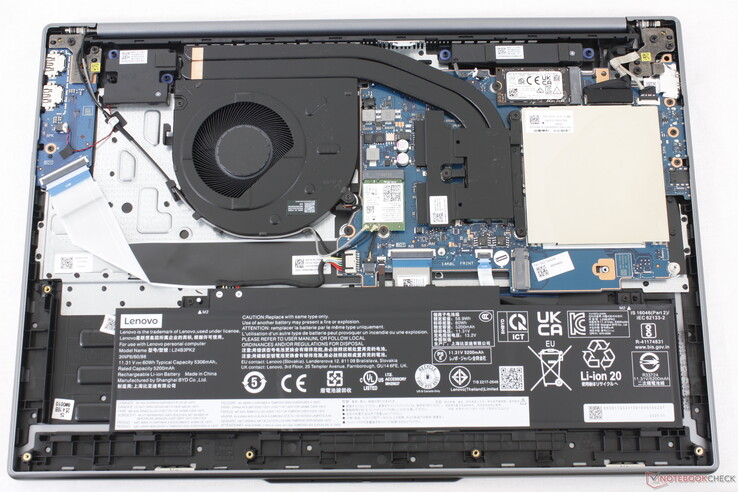 Interni di IdeaPad Slim 5 16irH10R