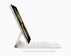 Il nuovo iPad Pro dispone del processore M1 ottimizzato per Mac di Apple e supporta fino a 16 GB di RAM, rendendolo più simile al Mac che mai. (Immagine: Apple)