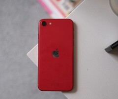 L'iPhone SE 2 è stato lanciato nel 2020. (Fonte: Trusted Reviews)