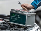 La batteria agli ioni di sodio Na Plus Fleet 12V di Unigrid può sostituire le batterie automobilistiche al piombo senza modifiche al veicolo. (Fonte: Unigrid)