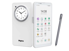 Un nuovo smartphone combina l'e-ink a colori con l'LCD