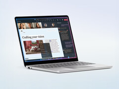 Microsoft vende il nuovo Surface Laptop da 13 pollici esclusivamente nella finitura Platinum.