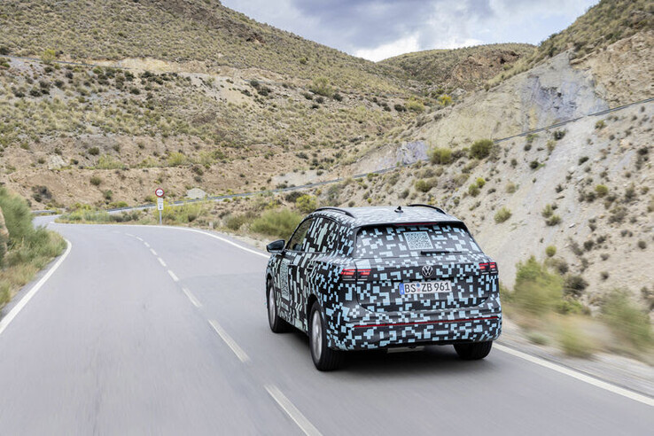 La nuova Tiguan viene sottoposta per la prima volta a un test-drive ufficiale. (Fonte: Volkswagen)