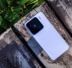 Lo Xiaomi 17 succederà direttamente allo Xiaomi 15. Nella foto - Xiaomi 15 (Fonte: Vetrax Arrogant TV su Weibo)