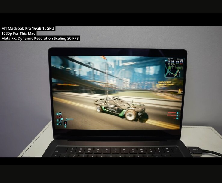 Cyberpunk 2077 in esecuzione su un MacBook Pro M4 (16 GB, GPU a 10 core) a 1080p utilizzando MetalFX Dynamic Resolution Scaling. Il gioco mantiene una stabilità di 30 FPS in questa configurazione, come testato da Andrew Tsai. (Fonte immagine: Andrew Tsai / YouTube)