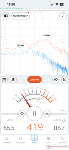 La ventola è molto rumorosa e funziona costantemente, oscillando tra i 40 e i 42 dB.