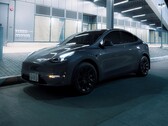 La Tesla Model Y non è stata in grado di percorrere 326 miglia con una singola carica nel test di autonomia di CR (Immagine: Kevin Bonilla)