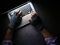 Gli ordini di sorveglianza del Regno Unito provocano il contraccolpo degli Stati Uniti per le preoccupazioni sulla privacy e sulla sicurezza (Fonte: Towfiqu Barbhuiya, Unsplash)