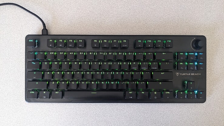 Vista dall'alto della tastiera Turtle Beach Vulcan II TKL con illuminazione RGB AIMO