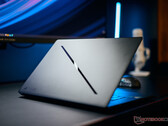 Il gamer più snello convince con il laptop RTX 5070 Ti - Asus ROG Zephyrus G16 2025 in recensione