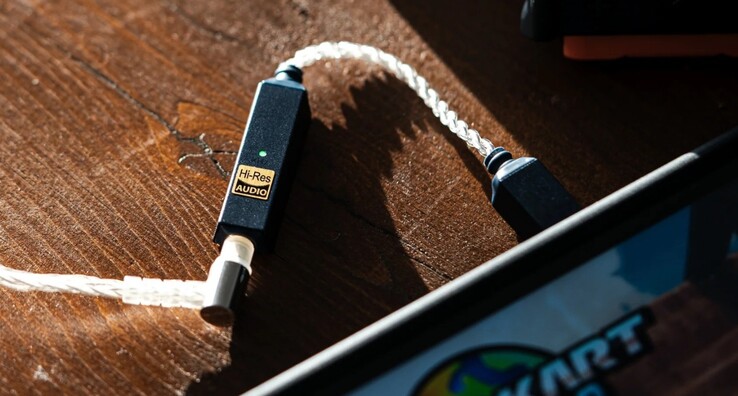 Il DAC USB iFi Audio Go Link 2 offre un audio senza perdite per gli appassionati di musica ad alta risoluzione.