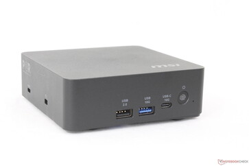 Parte anteriore: USB-A 2.0, USB-A (10 Gbps), USB-C (10 Gbps), pulsante di accensione abilitato alle impronte digitali