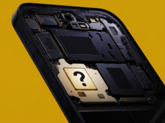 Il successore di Xiaomi 17 Ultra (nella foto) è atteso per il prossimo dicembre.