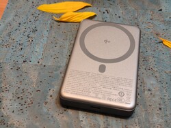 Banca di energia Go-MiniMag Qi2