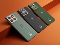 Motorola ha rilasciato l&#039;Edge 70 in tre colori pantone. (Fonte: Motorola)