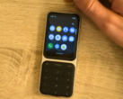 Il Sidephone (nella foto) con il cassetto delle applicazioni visibile. (Fonte immagine: u/sebastiansnell su r/sidephone subreddit)