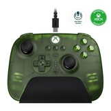 Il controller 8BitDo Ultimate 3-mode per Xbox si collega tramite un cavo USB alle console Xbox. (Fonte: 8BitDo)