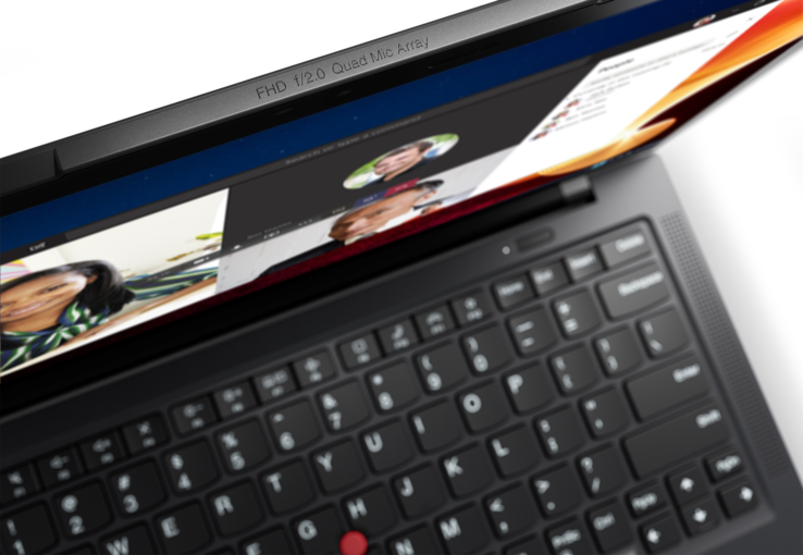 Lenovo ThinkPad X1 Carbon Gen 10: tacca inversa con nuova fotocamera