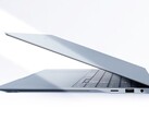 Con i suoi 12,3 millimetri, il Samsung Galaxy Book6 Edge è relativamente sottile.