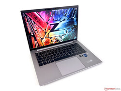 In recensione: HP ZBook Firefly 14 G9. Dispositivo di prova fornito da HP Germania.