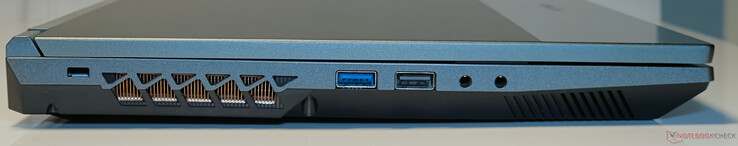 A sinistra: slot per il lucchetto Kensington, USB 3.2 Gen1 Tipo-A, USB 2.0 Tipo-A, Line-in, jack audio combo CTIA da 3,5 mm