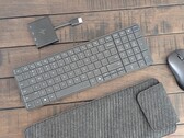 Recensione di HP EliteBoard G1a AI: Un PC nascosto in bella vista