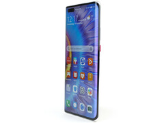 L&#039;Huawei Mate 40 Pro è uno smartphone moderno con HMS.