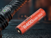 La nuova batteria cilindrica AB21CP6425 offre un'elevata capacità e una porta USB-C