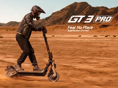 Il Segway GT3 Pro SuperScooter può andare in fuoristrada grazie a pneumatici autosigillanti da 11 pollici con un'altezza da terra di 5,7 pollici. (Fonte: Segway)