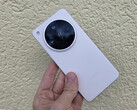 È improbabile che Oppo sostituisca il Find X8 Ultra, nella foto, prima dell'inizio del 2026. (Fonte: Notebookcheck)