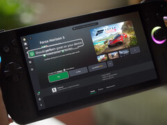 Il programma di certificazione prevede l&#039;etichettatura dei giochi in tre livelli. Nella foto: un esempio del livello sulla ROG Xbox Ally X. (Fonte immagine: Microsoft)