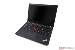 Lenovo ThinkPad T495s