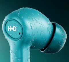 Gli ultimi auricolari di HMD Global sono disponibili nei colori argento e blu. (Fonte: HMD Global)