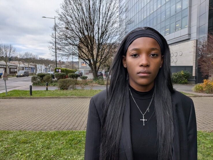 La modalità ritratto del Google Pixel 10a offre una simulazione accurata del bokeh.