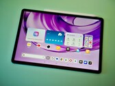 Il Lenovo Yoga Tab Gen 2 ha fatto enormi passi avanti, soprattutto nell'autonomia della batteria.