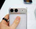 modello di design della custodia iPhone Ultra/Fold hands-on.