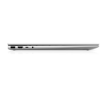 HP Envy 17 - lato sinistro - USB 3.1 Type-A, HDMI 2.0b, Thunderbolt 4, jack audio combinato. (Fonte immagine: HP)