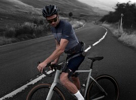 I ciclisti trarrebbero forse i maggiori benefici dalla riduzione della fatica e dalle maggiori distanze percorribili (fonte: Hypershell)