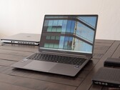 Recensione dell’Asus ExpertBook P5605CAA: passare da AMD Ryzen a Intel Core Ultra