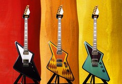 Il design della Cream DaVinci può essere modificato con la semplice pressione di un pulsante utilizzando l'E Ink. (Fonte: Cream Guitars)