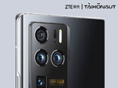 L'Axon Ultra 30 Space Edition ha 18 GB di RAM. (Fonte immagine: ZTE)
