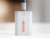 La batteria Falcam può essere ricaricata direttamente tramite un cavo USB-C.
