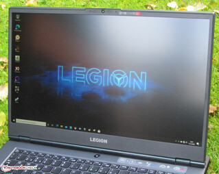 Il Legion 5 all'aperto