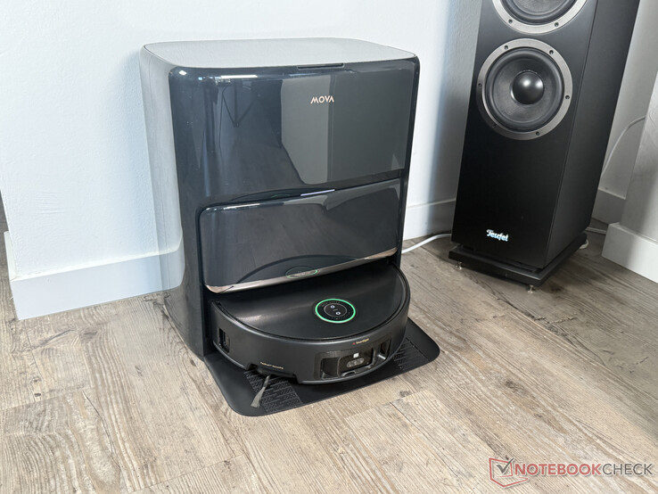 Mova Z60 Ultra Roller Completo durante la ricarica