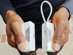 Il caricabatterie portatile Nimble Sharepower ha una capacità della batteria di 10.000 mAh.