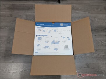 Scatola di vendita al dettaglio per l'aspirapolvere robot eufy Omni C28.