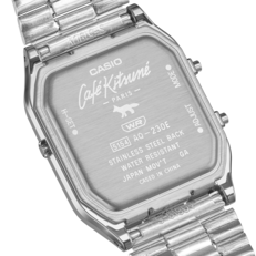Fondello del Casio AQ-230ECK-3A con logo della volpe e marchio Café Kitsuné.