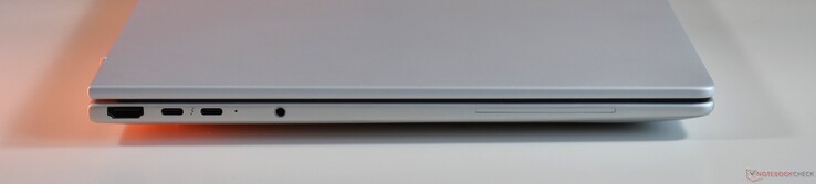 a sinistra: HDMI, 2x Thunderbolt 4, audio da 3,5 mm