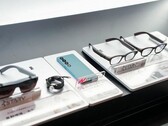 Gli occhiali di Meizu insieme ad altre tecnologie intelligenti. (Fonte: Meizu)